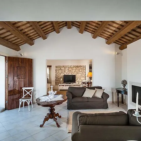 Citta Povera Sleeps 9 Pool Air Con Wifi Villa Ballata
